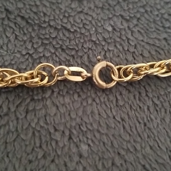 14k Yellow Gold 24" 4MM Box Chain - Picture 8 of 13
